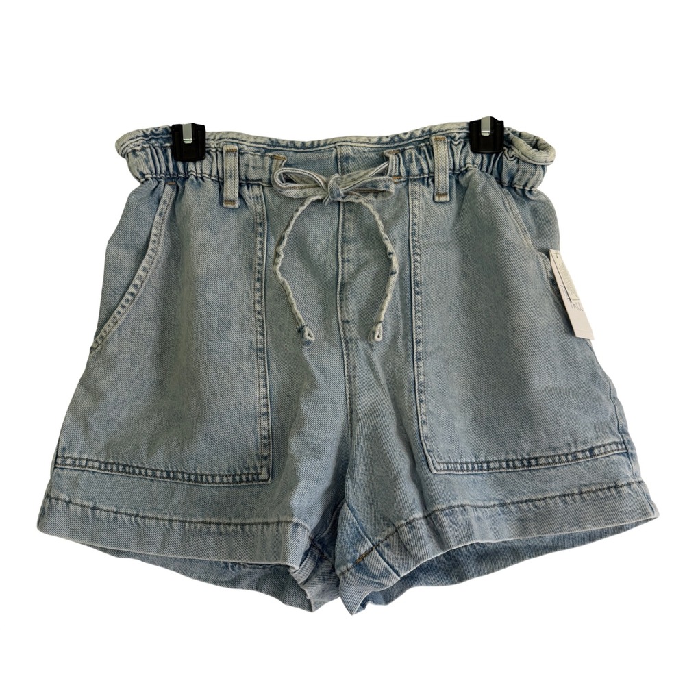 Time and Tru Womens Light Wash Denim Utility Paperbag Shorts M 8-10
